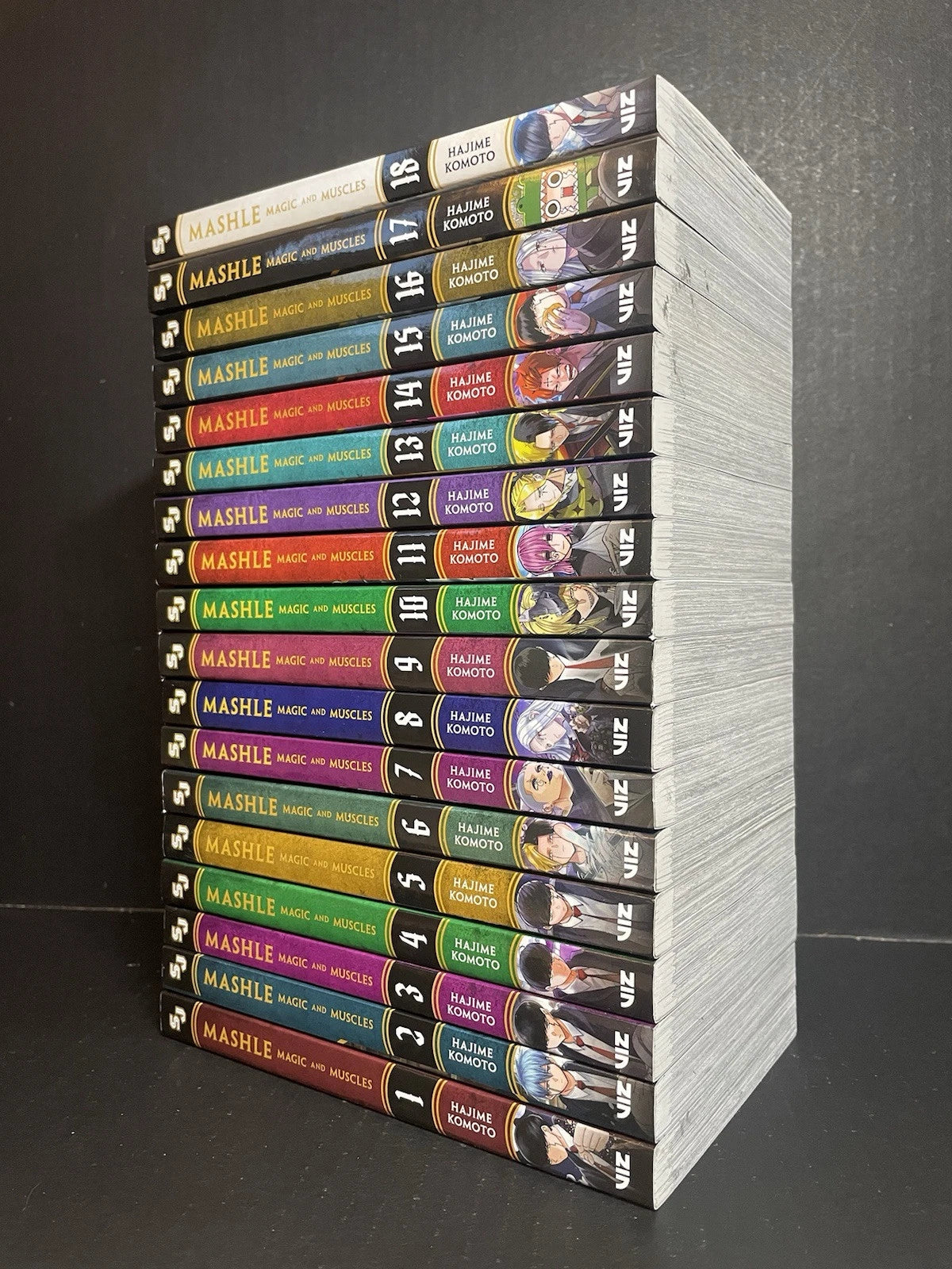 Mashle Magic and Muscles Manga Volumes 1-18 New English Authentic US Viz Media